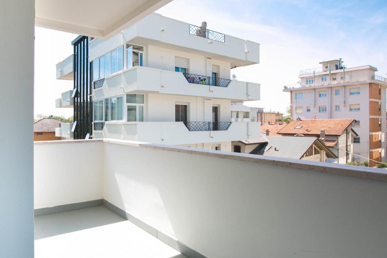 Residence Villa Dei Pini Rimini Dış mekan fotoğraf