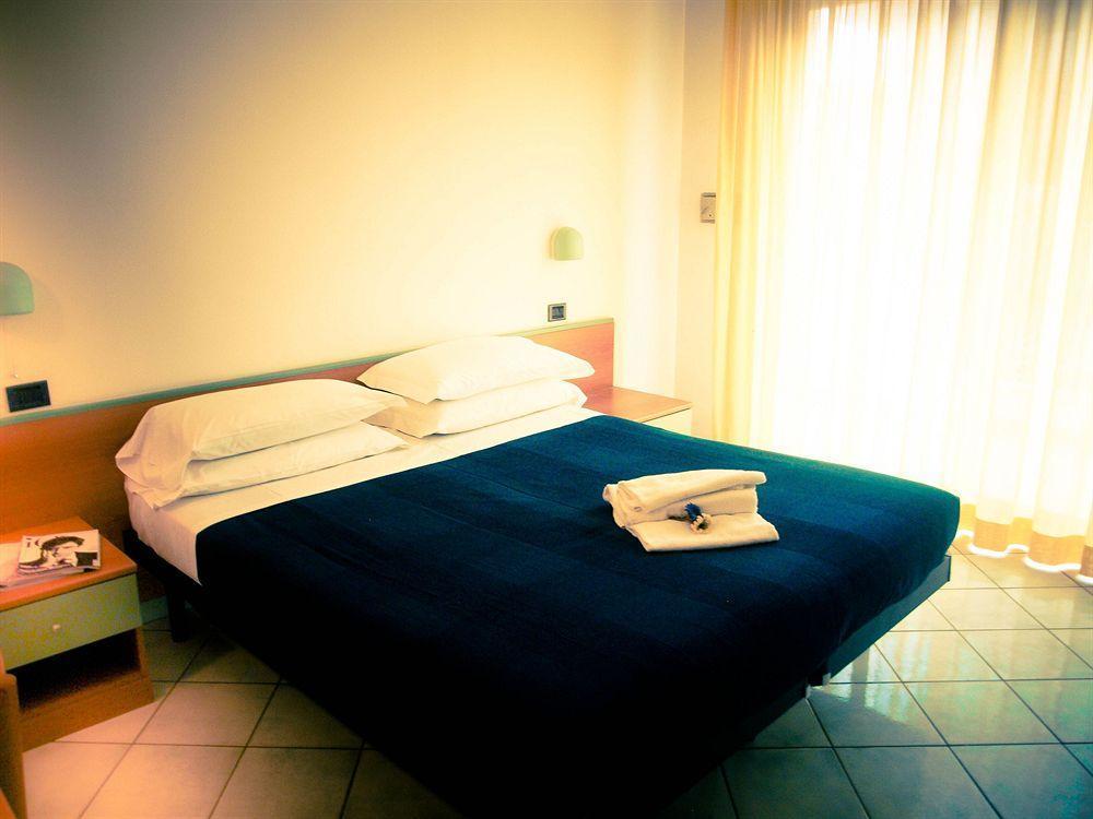 Residence Villa Dei Pini Rimini Dış mekan fotoğraf