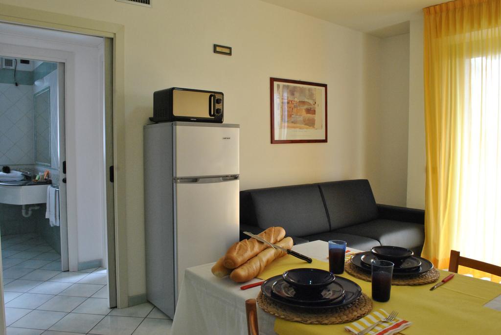 Residence Villa Dei Pini Rimini Dış mekan fotoğraf